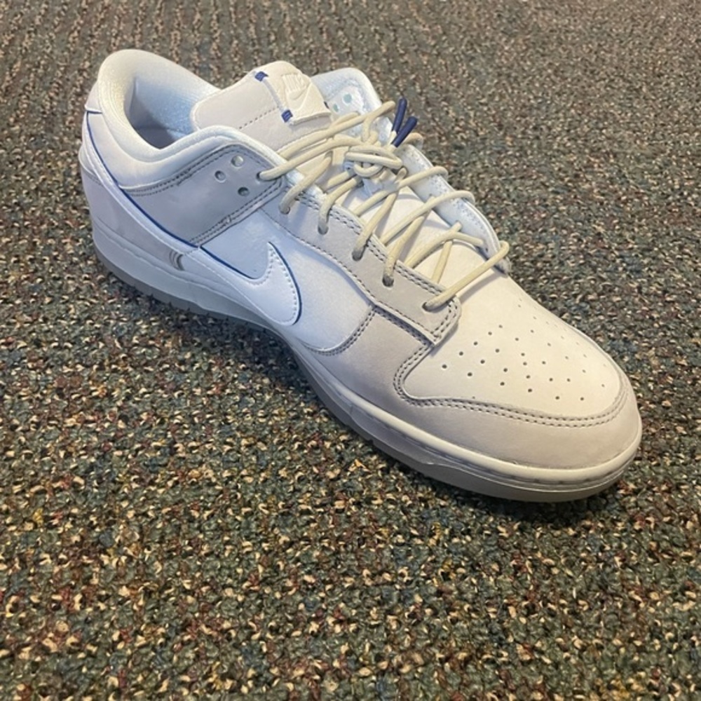 BRAND NEW Nike Dunk Low Wolf Grey Pure Platinum (Never Worn/Still in Box) - Picture 9 of 15
